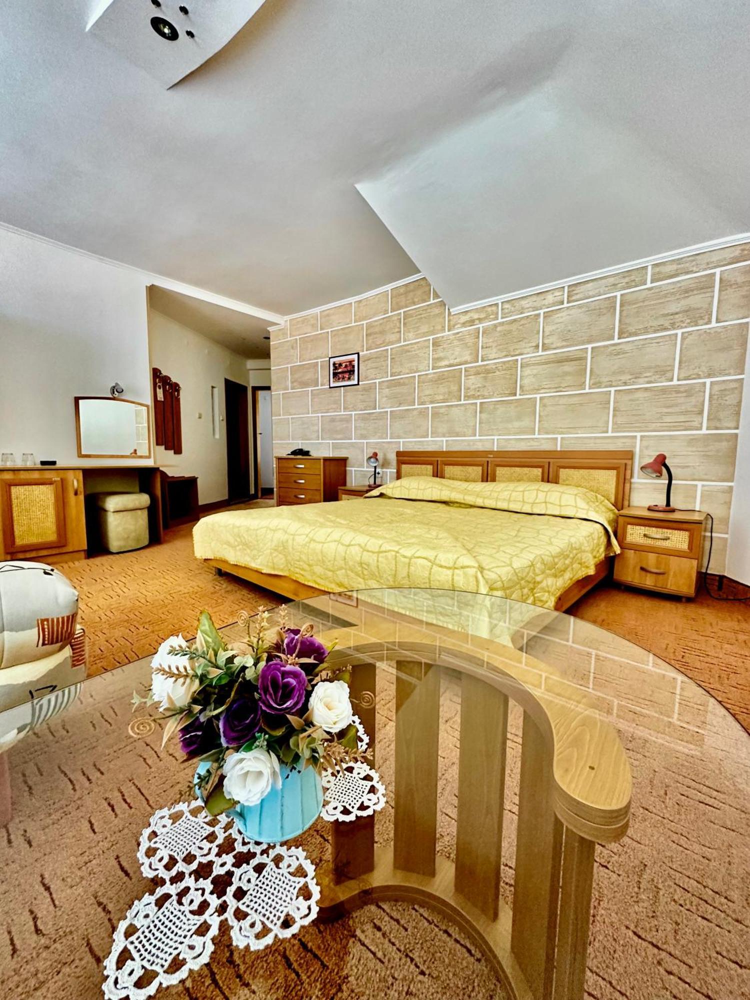 Family Hotel The Golden Fish Sozopol Luaran gambar